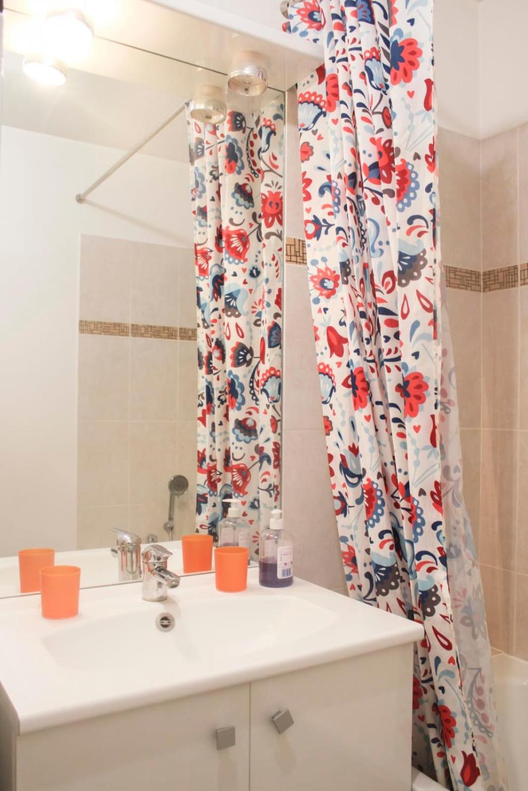 3-Rooms Apartment With Wifi And Balcony Saint-Denis  Extérieur photo